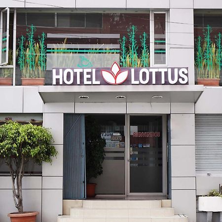 Hotel Lottus กีโต ภายนอก รูปภาพ