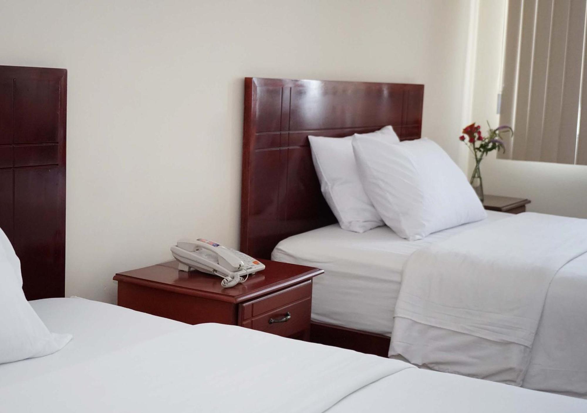 Hotel Lottus กีโต ห้อง รูปภาพ